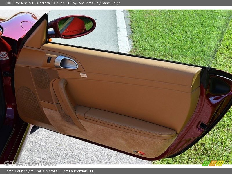Door Panel of 2008 911 Carrera S Coupe