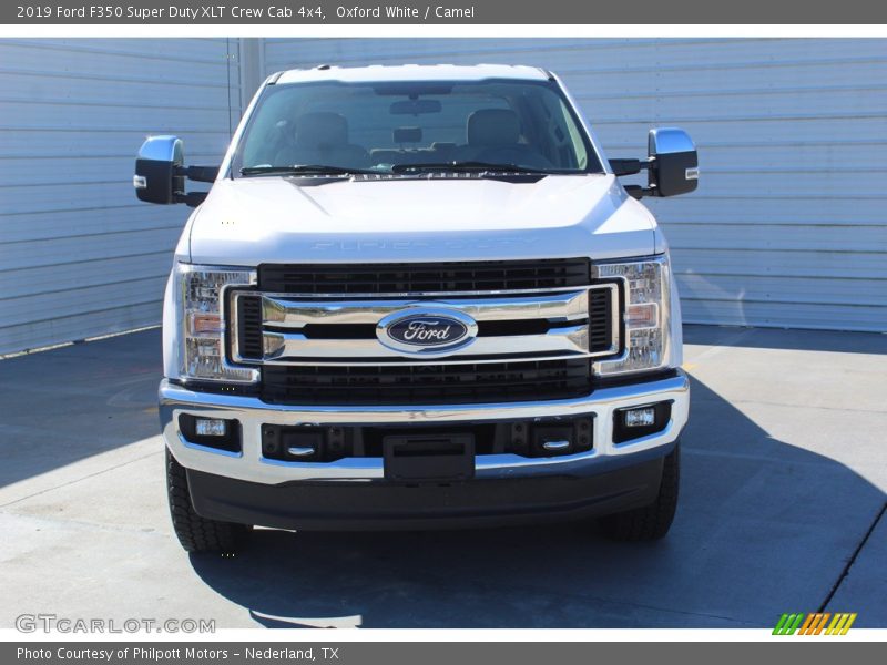Oxford White / Camel 2019 Ford F350 Super Duty XLT Crew Cab 4x4