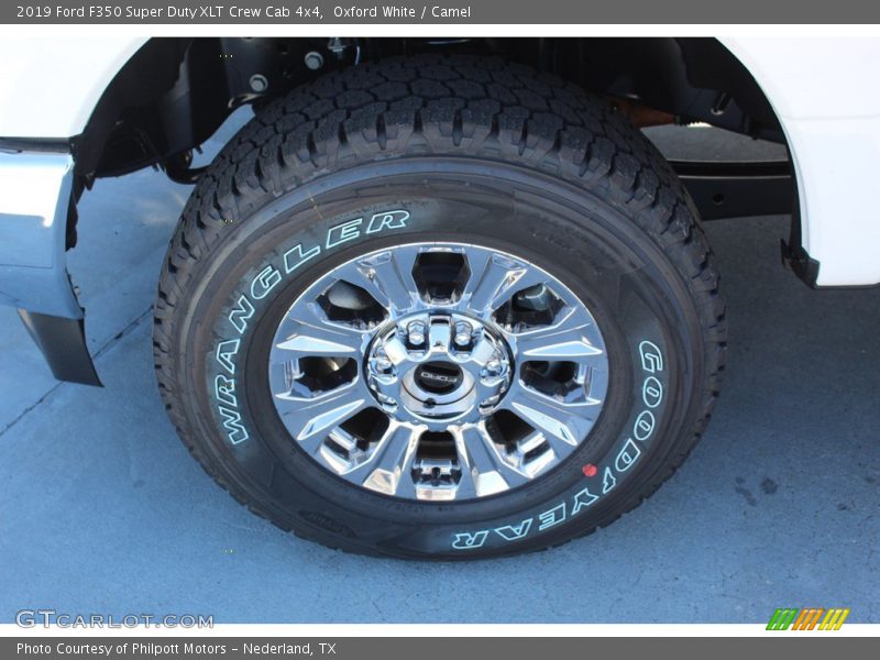 Oxford White / Camel 2019 Ford F350 Super Duty XLT Crew Cab 4x4