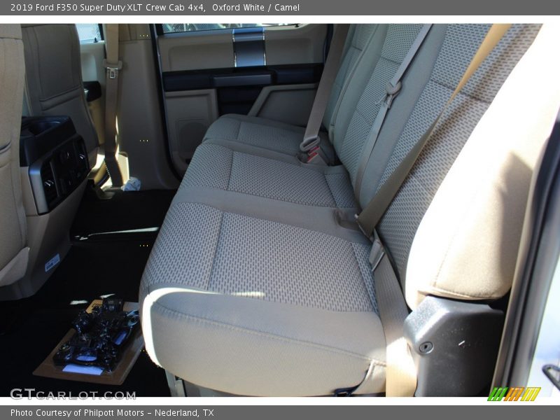 Oxford White / Camel 2019 Ford F350 Super Duty XLT Crew Cab 4x4