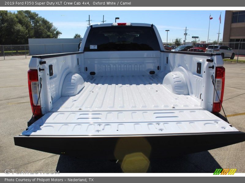 Oxford White / Camel 2019 Ford F350 Super Duty XLT Crew Cab 4x4