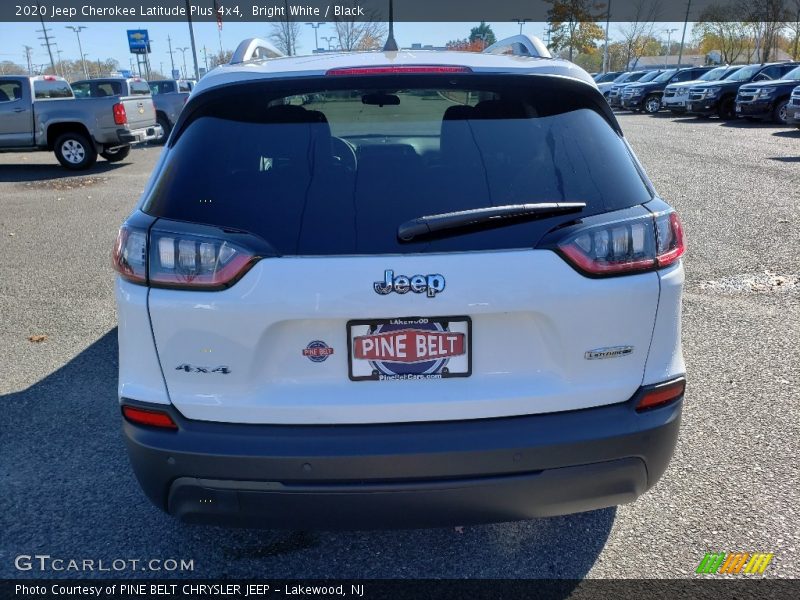 Bright White / Black 2020 Jeep Cherokee Latitude Plus 4x4