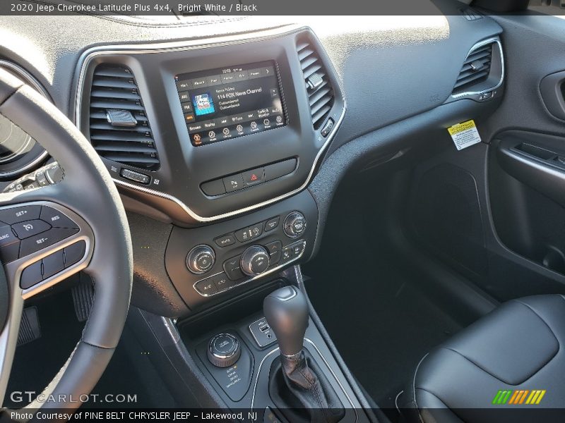 Bright White / Black 2020 Jeep Cherokee Latitude Plus 4x4