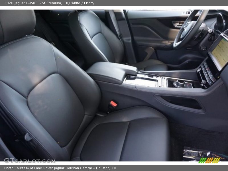 Fuji White / Ebony 2020 Jaguar F-PACE 25t Premium