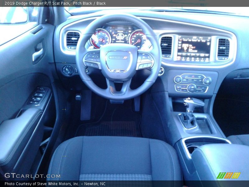Pitch Black / Black 2019 Dodge Charger R/T Scat Pack
