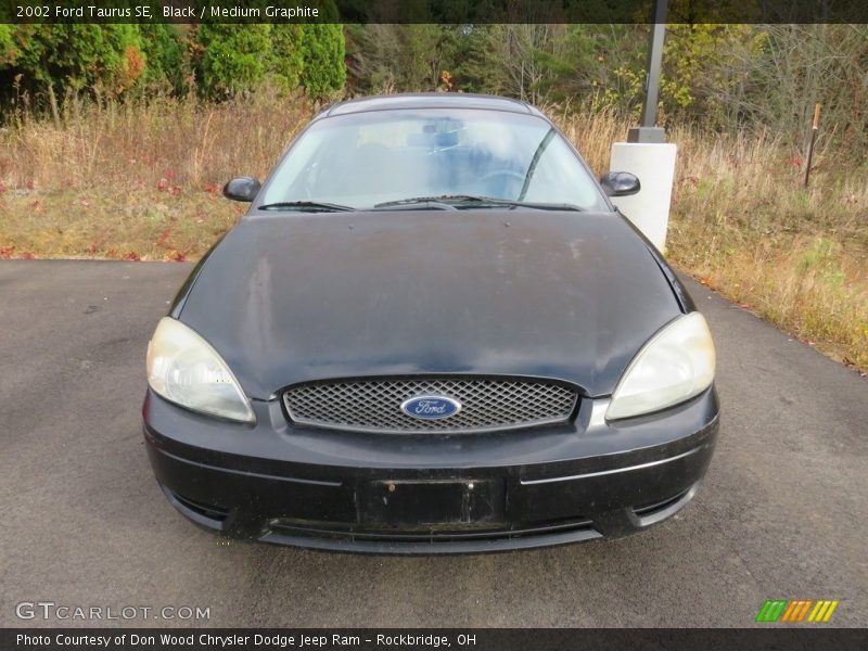 Black / Medium Graphite 2002 Ford Taurus SE