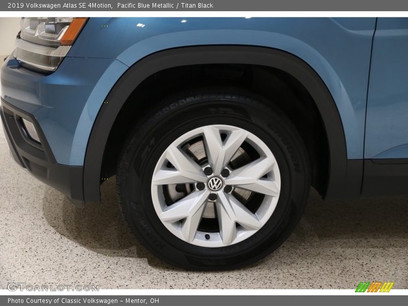 Pacific Blue Metallic / Titan Black 2019 Volkswagen Atlas SE 4Motion
