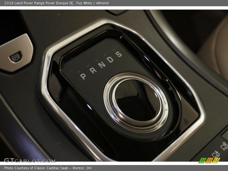  2019 Range Rover Evoque SE 9 Speed Automatic Shifter