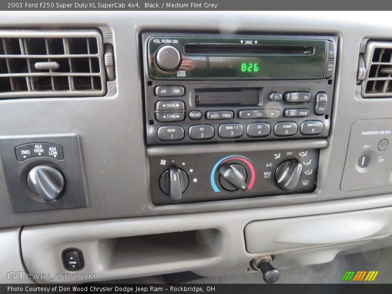 Black / Medium Flint Grey 2003 Ford F250 Super Duty XL SuperCab 4x4