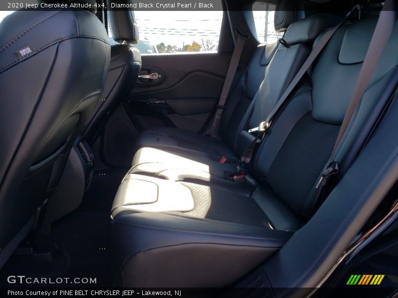 Diamond Black Crystal Pearl / Black 2020 Jeep Cherokee Altitude 4x4