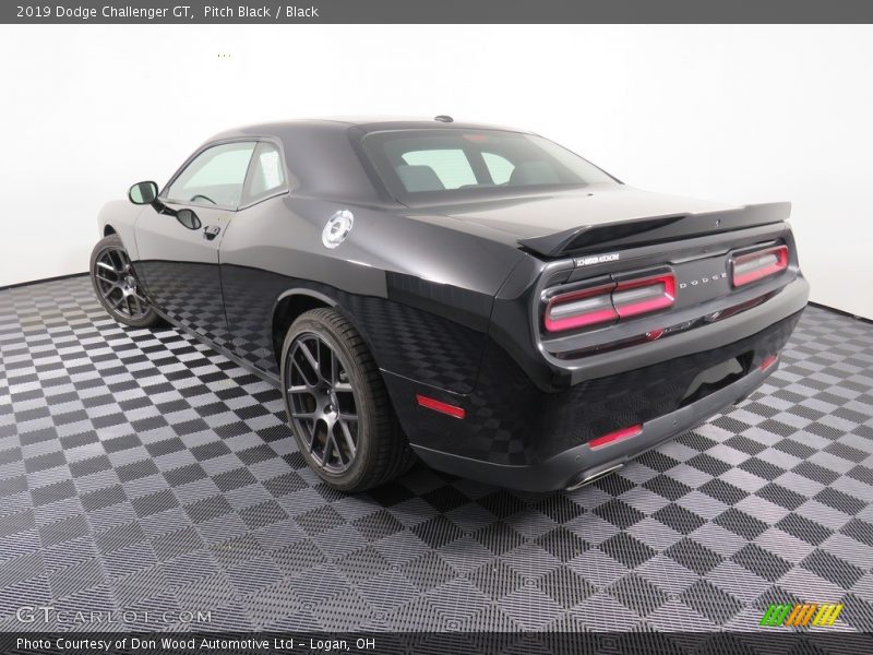 Pitch Black / Black 2019 Dodge Challenger GT
