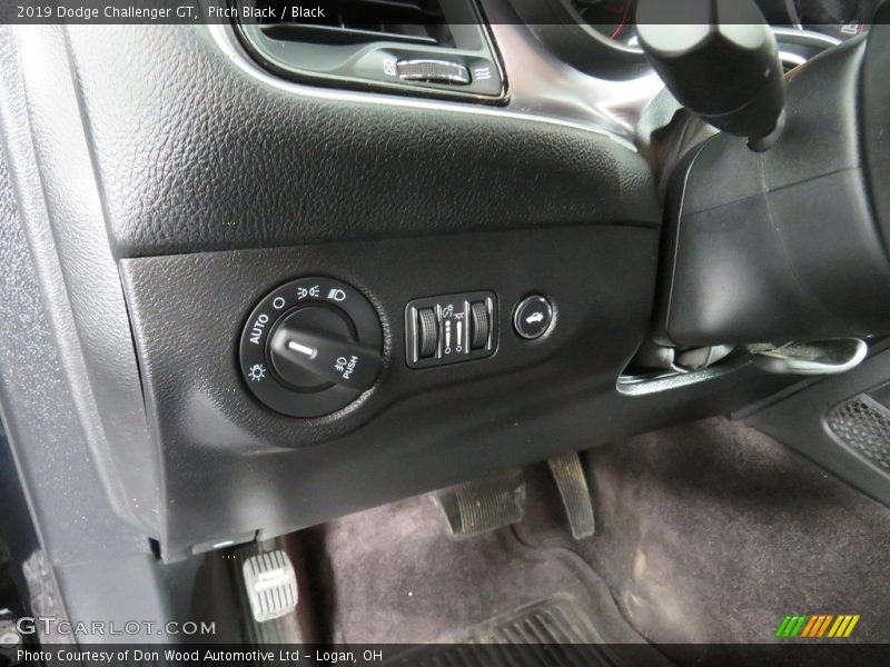 Pitch Black / Black 2019 Dodge Challenger GT