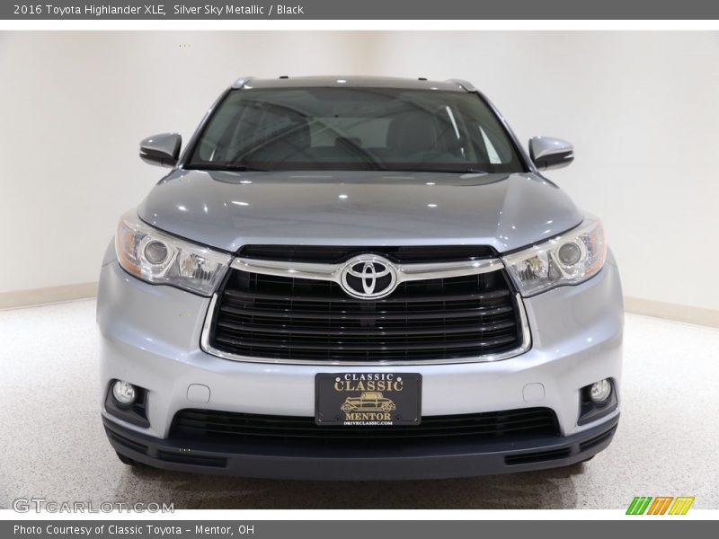 Silver Sky Metallic / Black 2016 Toyota Highlander XLE