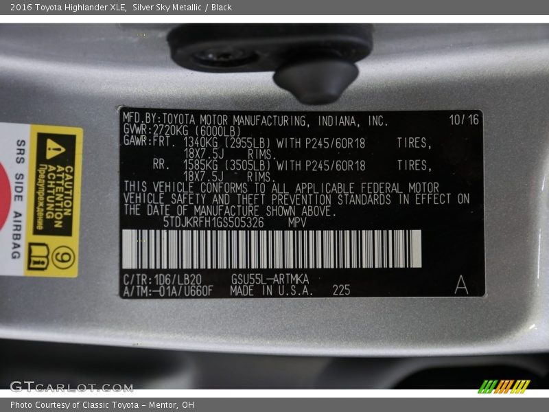 Silver Sky Metallic / Black 2016 Toyota Highlander XLE