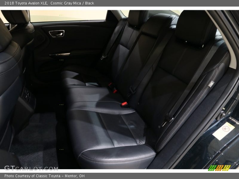Cosmic Gray Mica / Black 2018 Toyota Avalon XLE