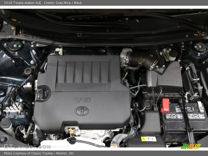 Cosmic Gray Mica / Black 2018 Toyota Avalon XLE