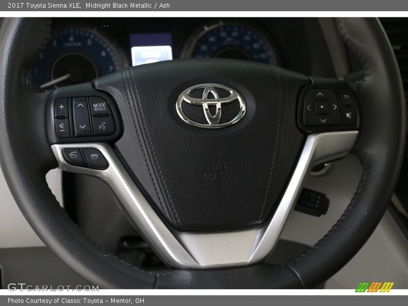 Midnight Black Metallic / Ash 2017 Toyota Sienna XLE