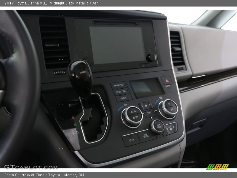 Midnight Black Metallic / Ash 2017 Toyota Sienna XLE