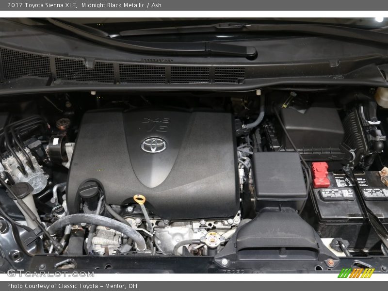 Midnight Black Metallic / Ash 2017 Toyota Sienna XLE