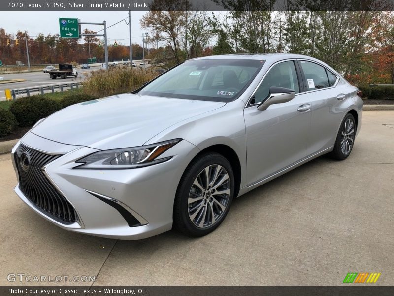 Front 3/4 View of 2020 ES 350