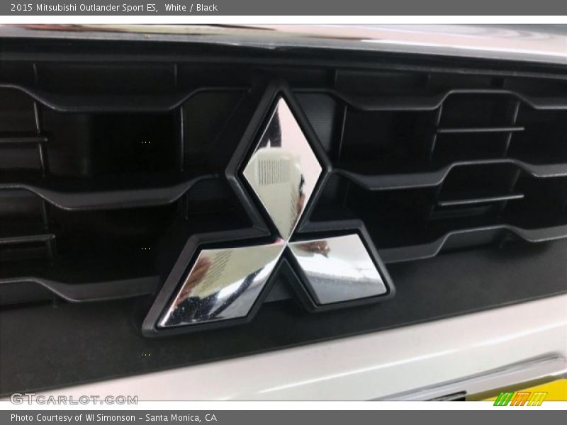 White / Black 2015 Mitsubishi Outlander Sport ES