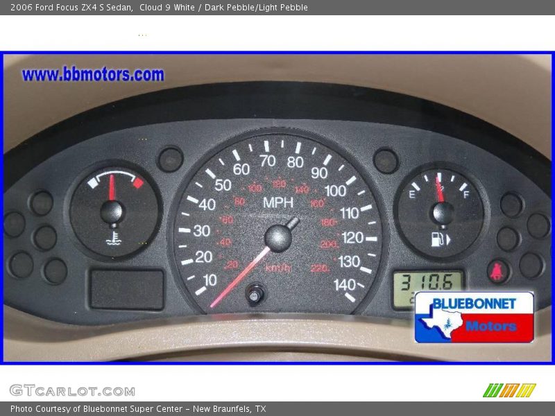 Cloud 9 White / Dark Pebble/Light Pebble 2006 Ford Focus ZX4 S Sedan