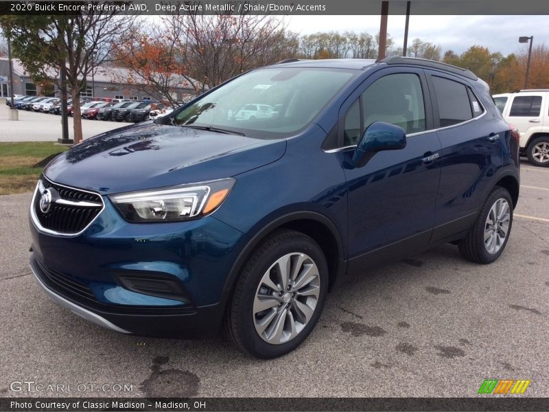 Front 3/4 View of 2020 Encore Preferred AWD