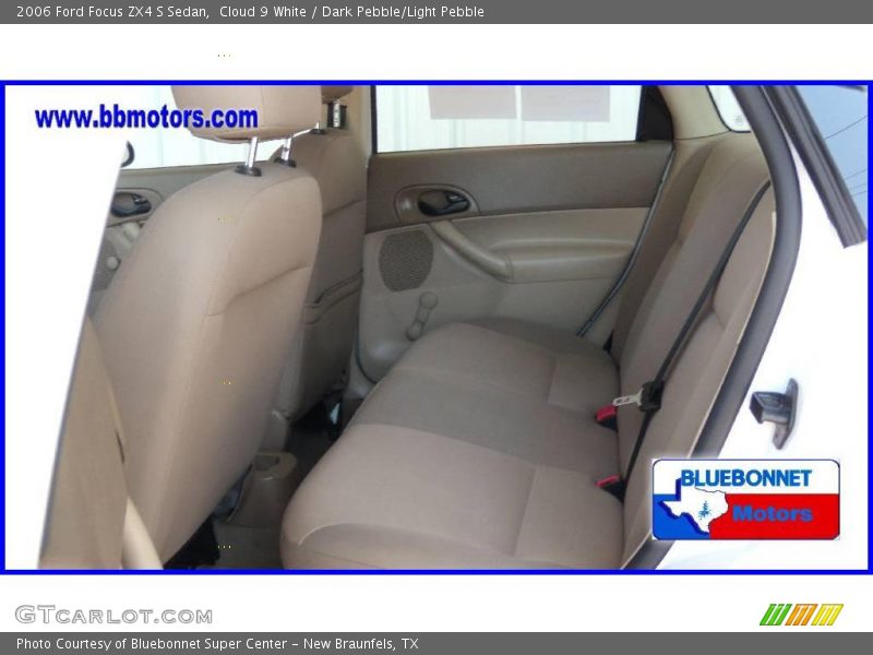 Cloud 9 White / Dark Pebble/Light Pebble 2006 Ford Focus ZX4 S Sedan