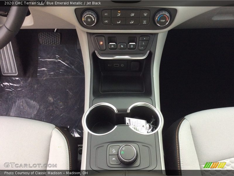 Blue Emerald Metallic / Jet Black 2020 GMC Terrain SLE