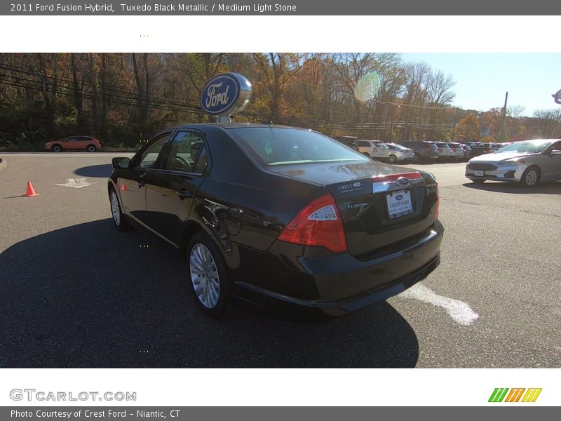 Tuxedo Black Metallic / Medium Light Stone 2011 Ford Fusion Hybrid