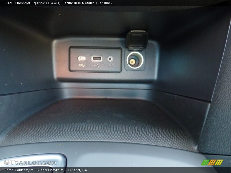 Pacific Blue Metallic / Jet Black 2020 Chevrolet Equinox LT AWD