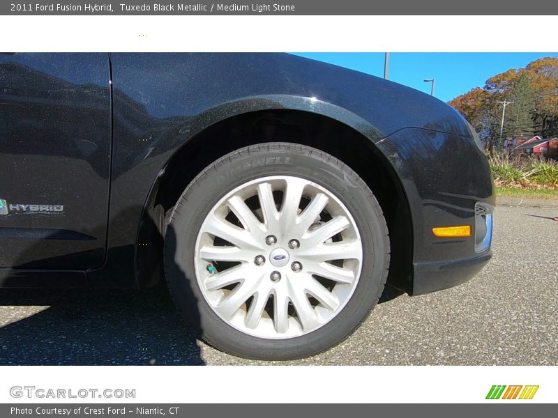 Tuxedo Black Metallic / Medium Light Stone 2011 Ford Fusion Hybrid