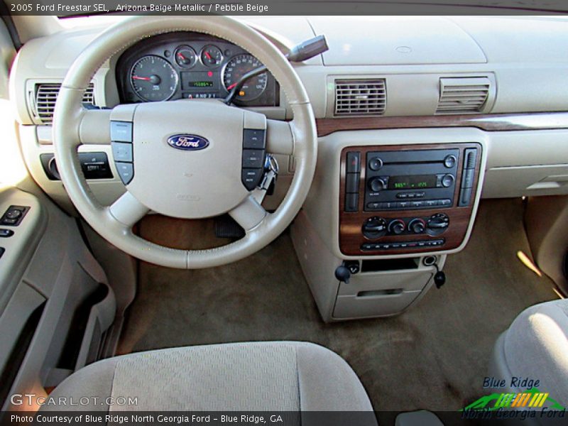 Arizona Beige Metallic / Pebble Beige 2005 Ford Freestar SEL