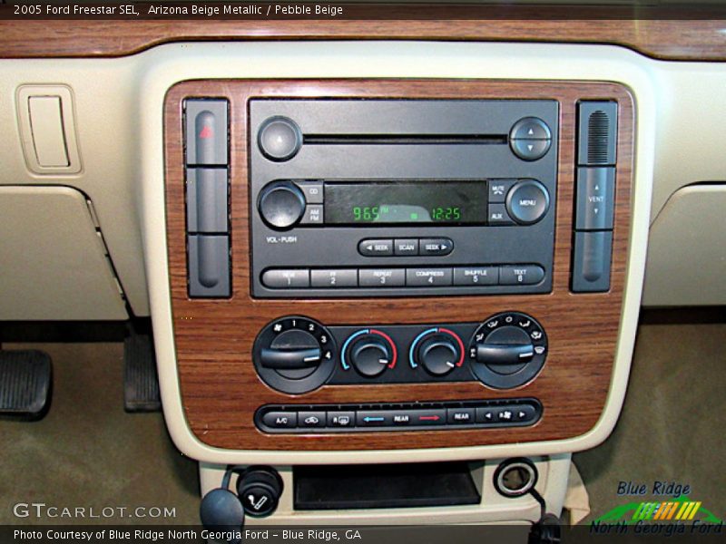 Arizona Beige Metallic / Pebble Beige 2005 Ford Freestar SEL