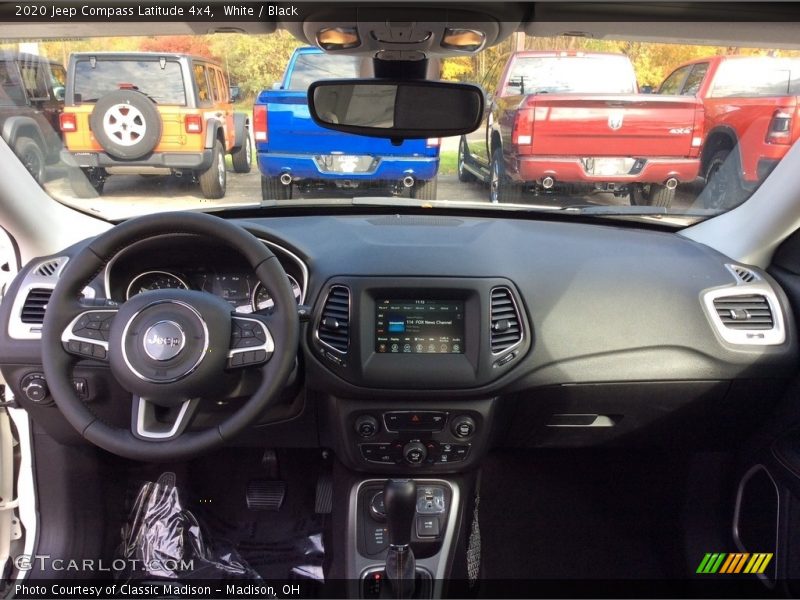 White / Black 2020 Jeep Compass Latitude 4x4