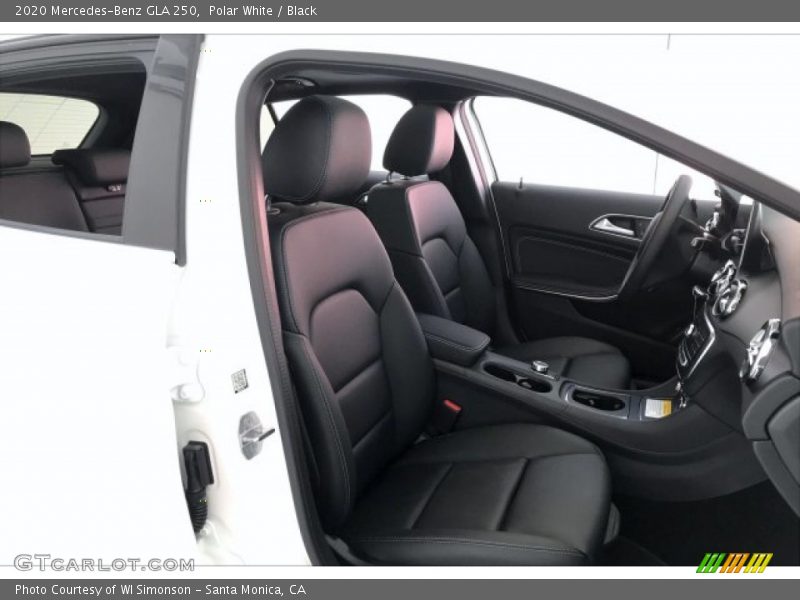 Polar White / Black 2020 Mercedes-Benz GLA 250