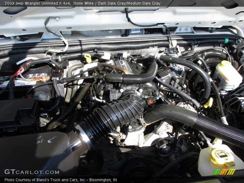 Stone White / Dark Slate Gray/Medium Slate Gray 2009 Jeep Wrangler Unlimited X 4x4