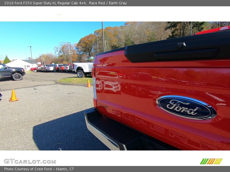  2019 F350 Super Duty XL Regular Cab 4x4 Logo