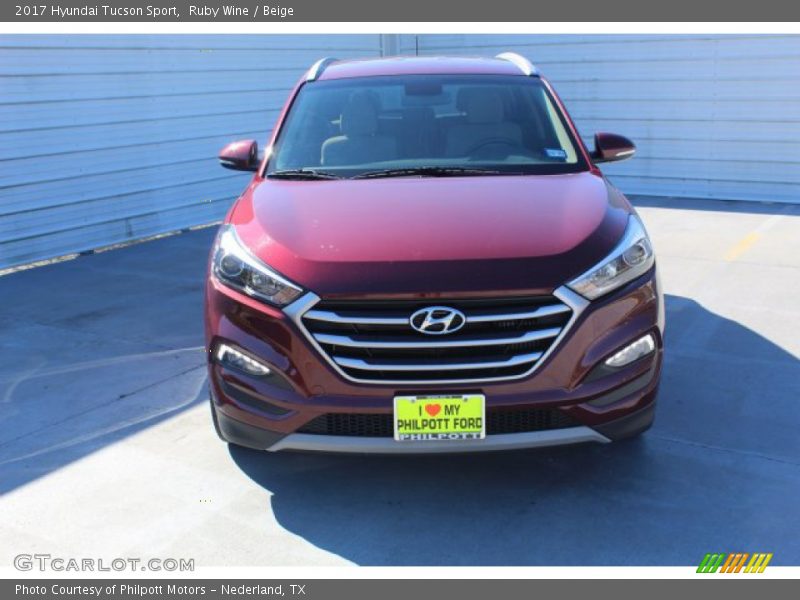 Ruby Wine / Beige 2017 Hyundai Tucson Sport