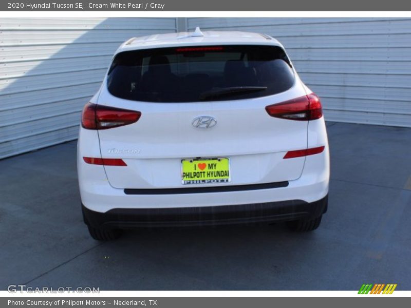 Cream White Pearl / Gray 2020 Hyundai Tucson SE