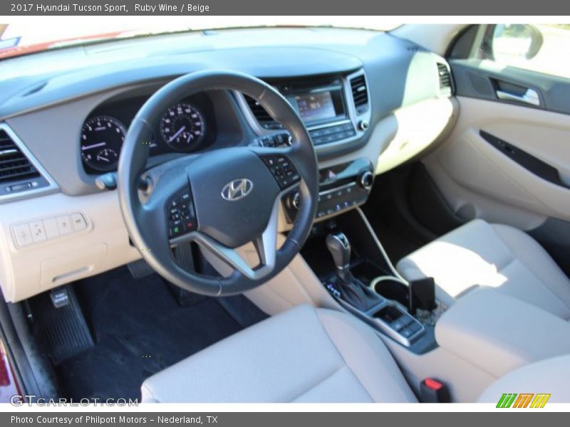 Ruby Wine / Beige 2017 Hyundai Tucson Sport