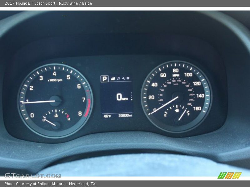 Ruby Wine / Beige 2017 Hyundai Tucson Sport