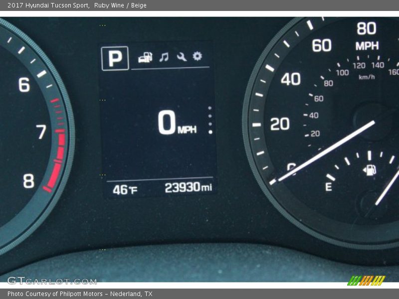 Ruby Wine / Beige 2017 Hyundai Tucson Sport