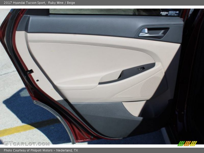 Ruby Wine / Beige 2017 Hyundai Tucson Sport