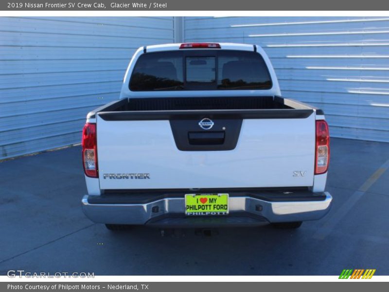 Glacier White / Steel 2019 Nissan Frontier SV Crew Cab