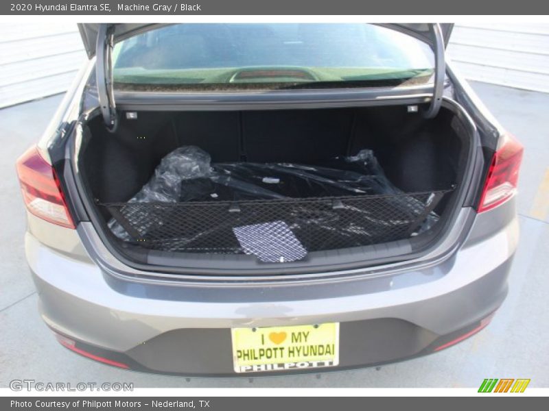 Machine Gray / Black 2020 Hyundai Elantra SE