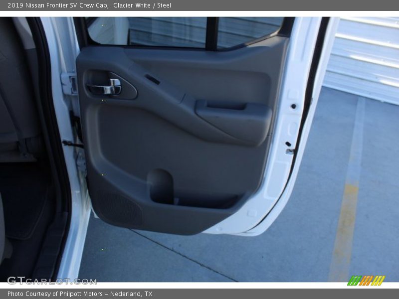 Glacier White / Steel 2019 Nissan Frontier SV Crew Cab