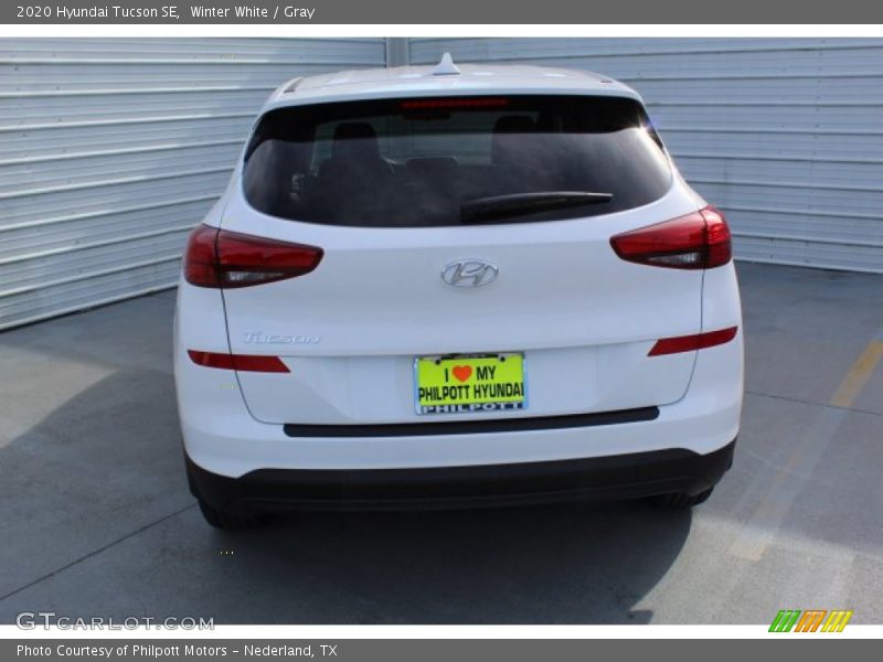 Winter White / Gray 2020 Hyundai Tucson SE