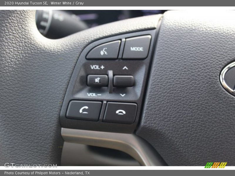 Winter White / Gray 2020 Hyundai Tucson SE