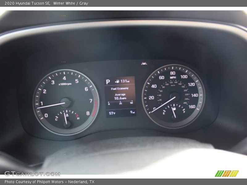 Winter White / Gray 2020 Hyundai Tucson SE